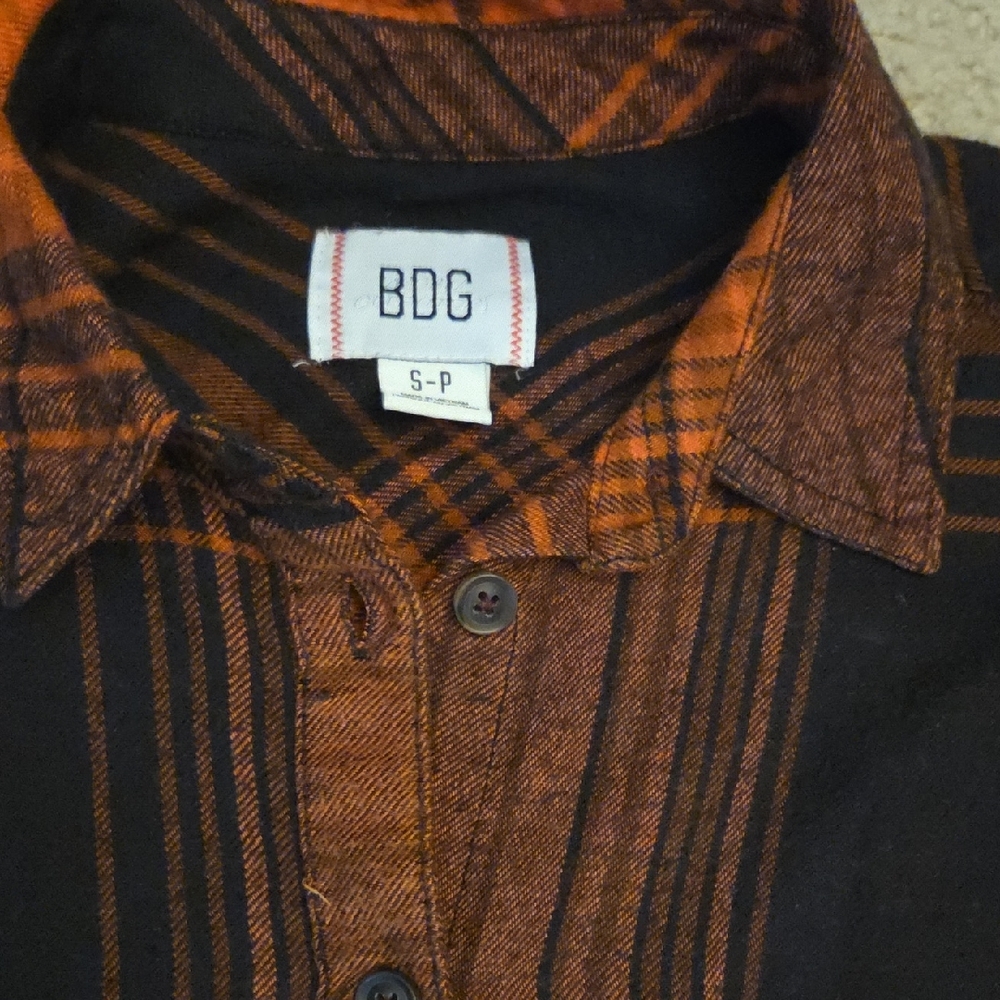 BDG Urban Outfitters Flannel Button Up Shirt - Picture 4 of 4
